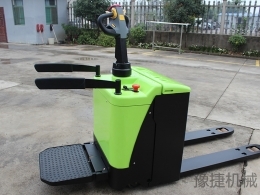 华体会体育平台-华体会（中国）
机械提醒：电瓶搬运车的日常维护